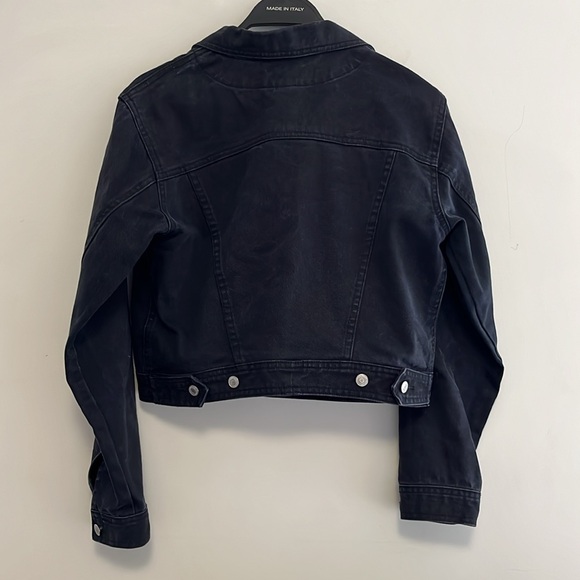 Gap - Washed Black Cropped Denim Jacket, Size small - Picture 4 of 6
